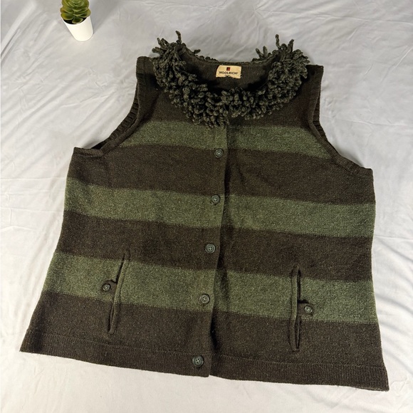 Woolrich 100% Lambs Wool Green Stripe Fringe Collar Button Up Vest - XXL - Picture 1 of 8